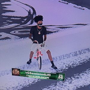 Meet your Posher, Corey